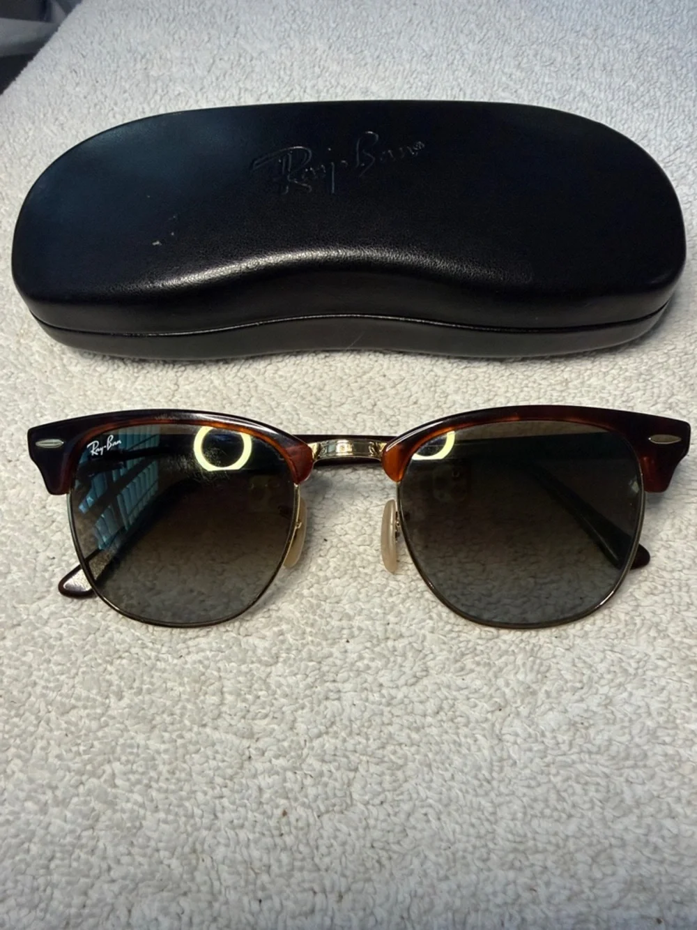 Ray-Ban Clubmaster Sunglasses in Tortoise and Gold with Gradient Green Lenses
